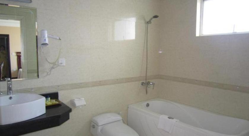 Classic Hoang Long Hotel Haiphong Exterior foto